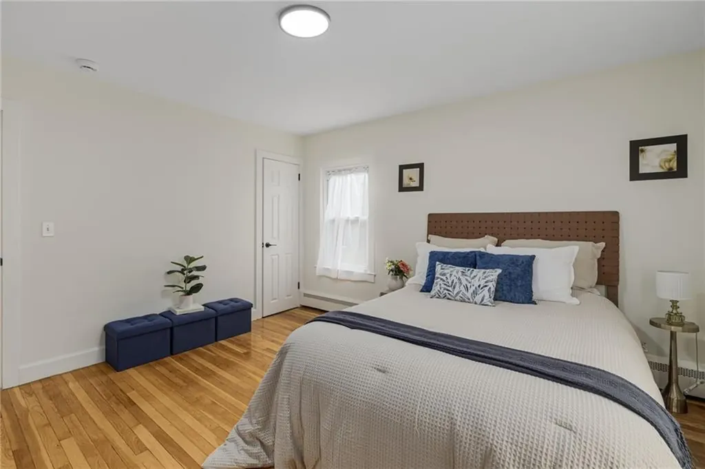 461 River Road Lincoln RI 02865