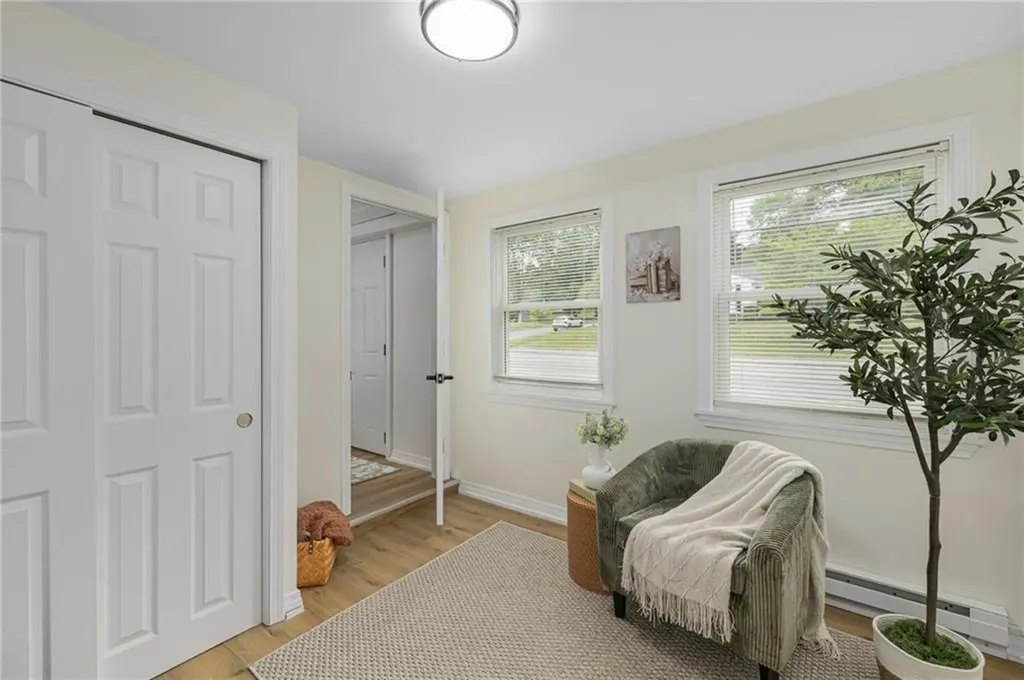 461 River Road Lincoln RI 02865