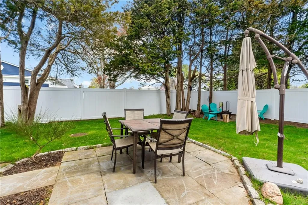 75 Spruce Road Charlestown RI 02813