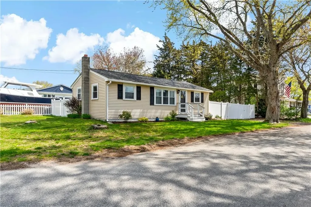 75 Spruce Road Charlestown RI 02813
