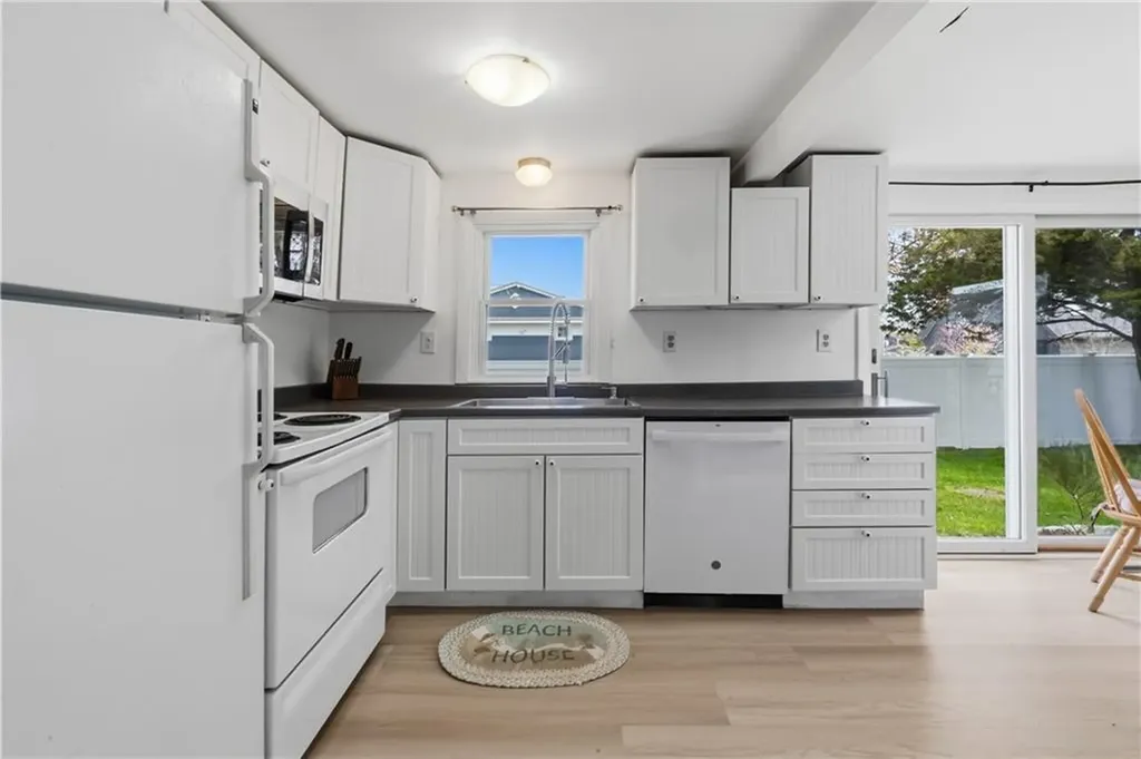 75 Spruce Road Charlestown RI 02813