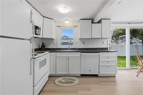 75 Spruce Road Charlestown RI 02813
