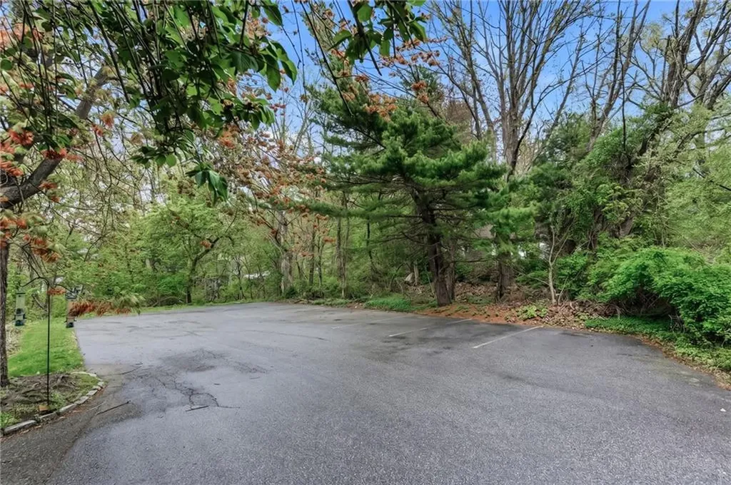 2320 Diamond Hill Road Woonsocket RI 02895
