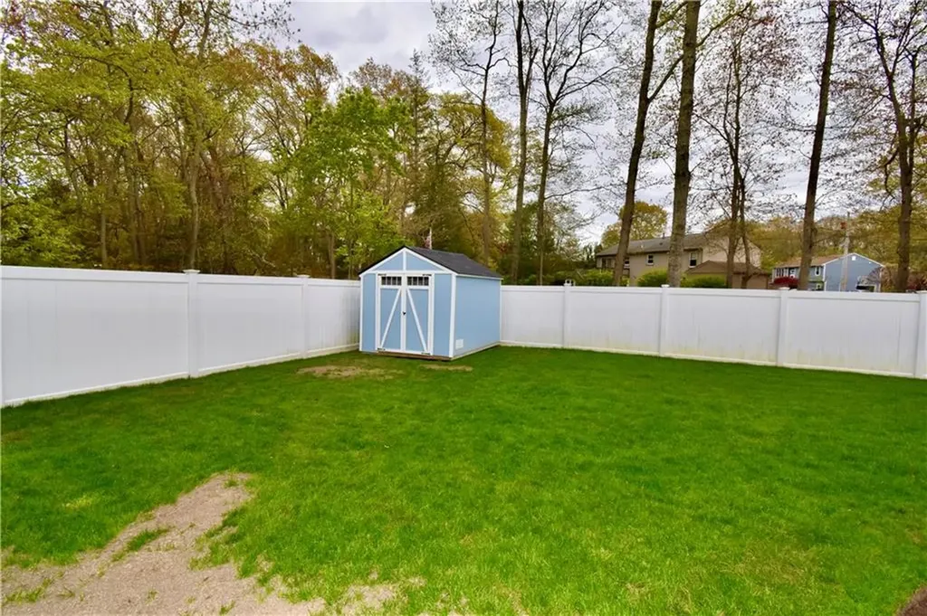 81 Lonsdale Street West Warwick RI 02893