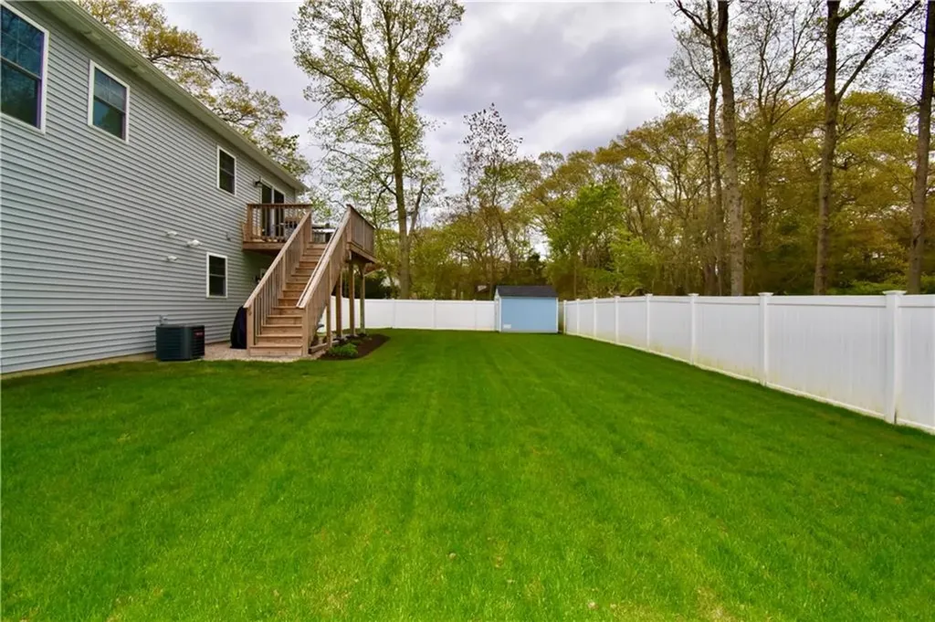 81 Lonsdale Street West Warwick RI 02893