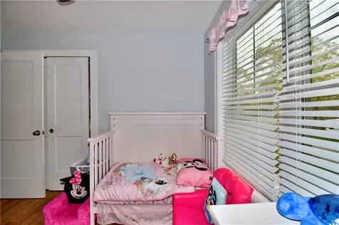 81 Lonsdale Street West Warwick RI 02893
