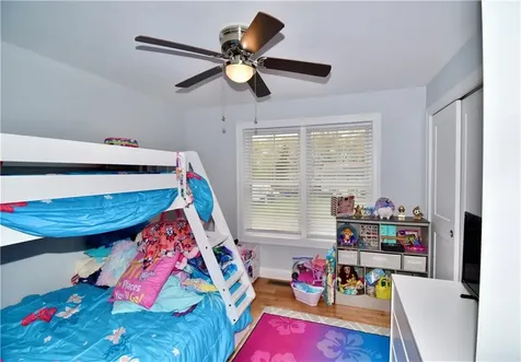 81 Lonsdale Street West Warwick RI 02893