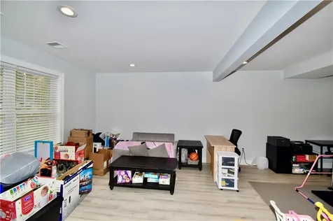 81 Lonsdale Street West Warwick RI 02893