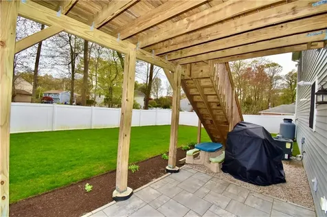 81 Lonsdale Street West Warwick RI 02893