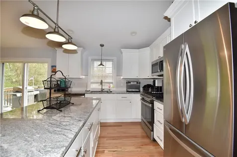 81 Lonsdale Street West Warwick RI 02893