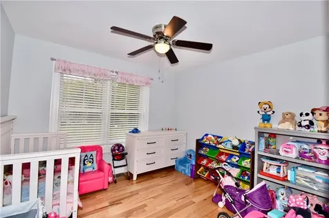 81 Lonsdale Street West Warwick RI 02893