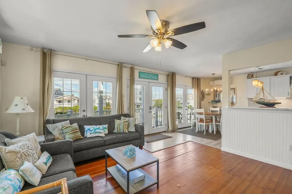 45 Crescent Road Middletown RI 02842