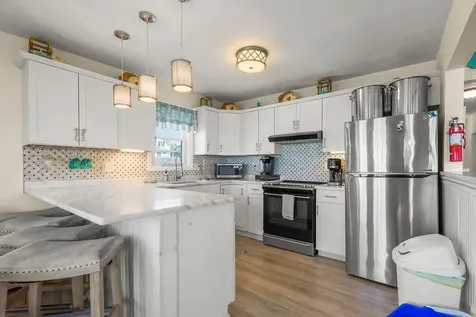 45 Crescent Road Middletown RI 02842