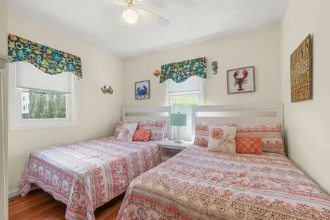 45 Crescent Road Middletown RI 02842