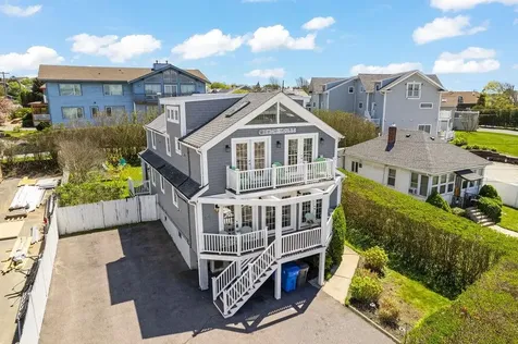 45 Crescent Road Middletown RI 02842