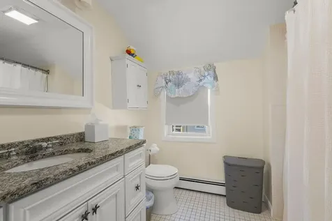 45 Crescent Road Middletown RI 02842
