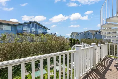 45 Crescent Road Middletown RI 02842
