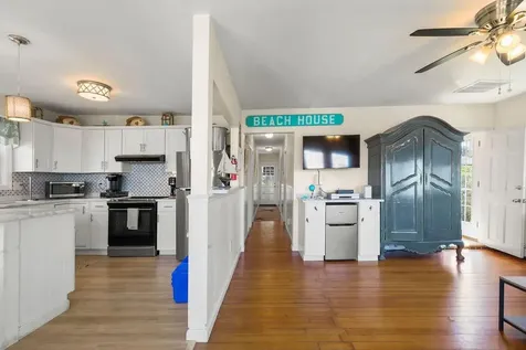 45 Crescent Road Middletown RI 02842