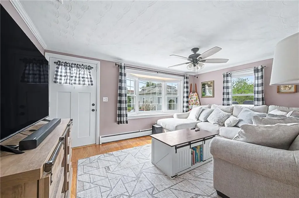 116 Volturno Street North Providence RI 02904