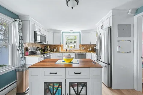 116 Volturno Street North Providence RI 02904