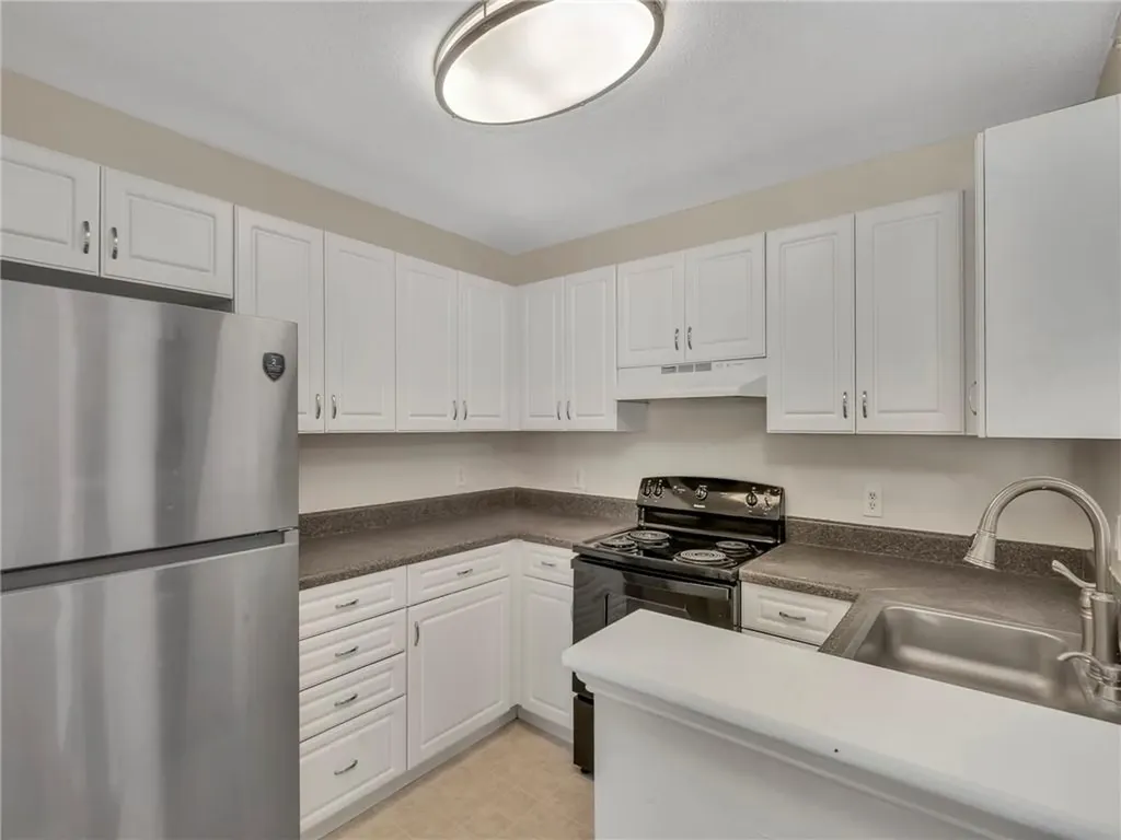 96 Mill Street Woonsocket RI 02895