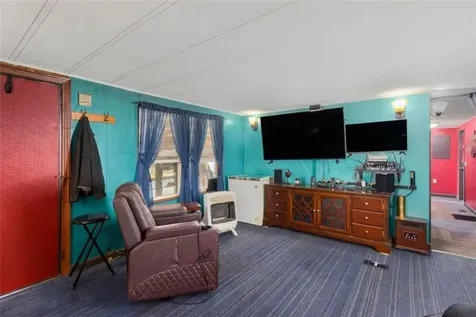 6101 79 Post Road North Kingstown RI 02852
