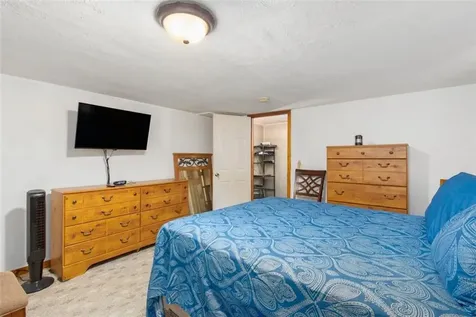 6101 79 Post Road North Kingstown RI 02852