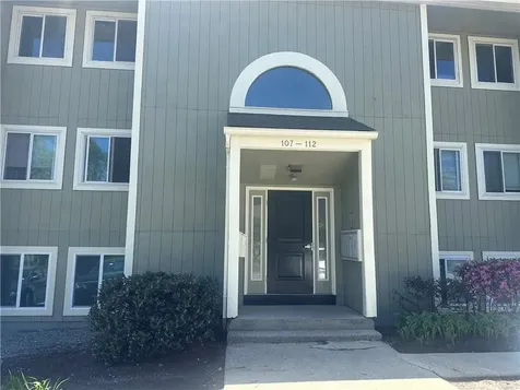 400 New River Road Lincoln RI 02838