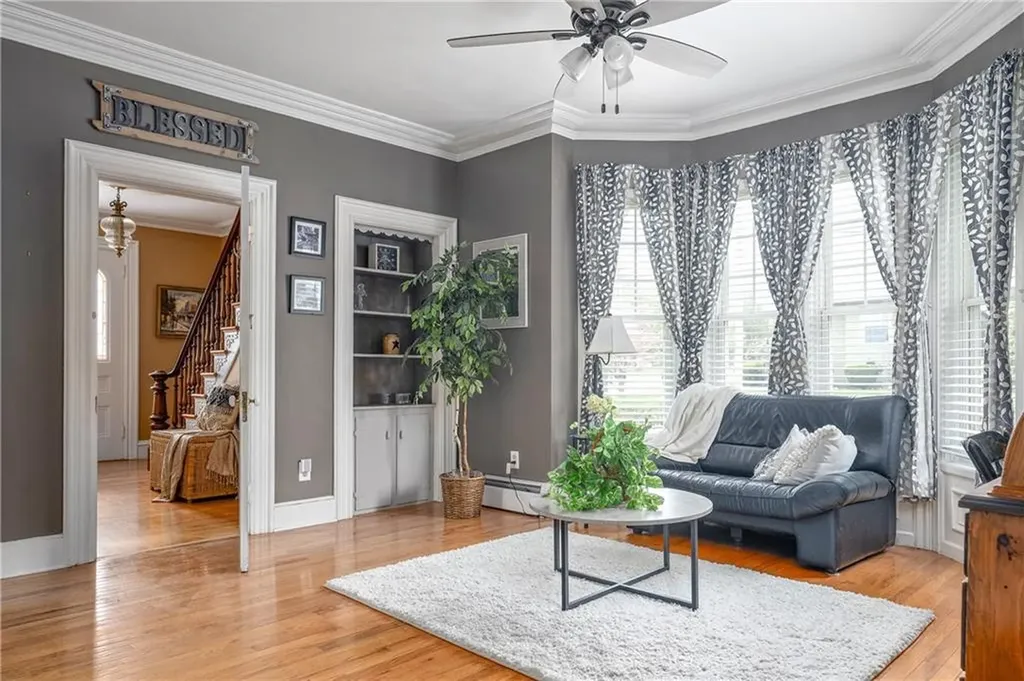 35 Fairview Avenue West Warwick RI 02893