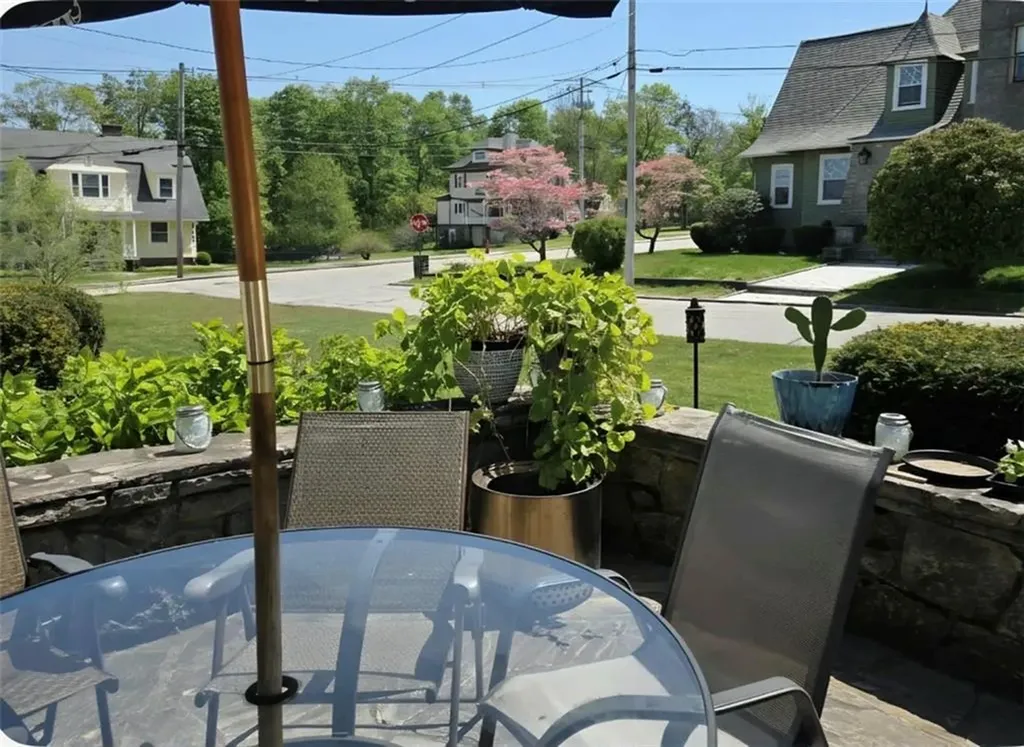 35 Fairview Avenue West Warwick RI 02893