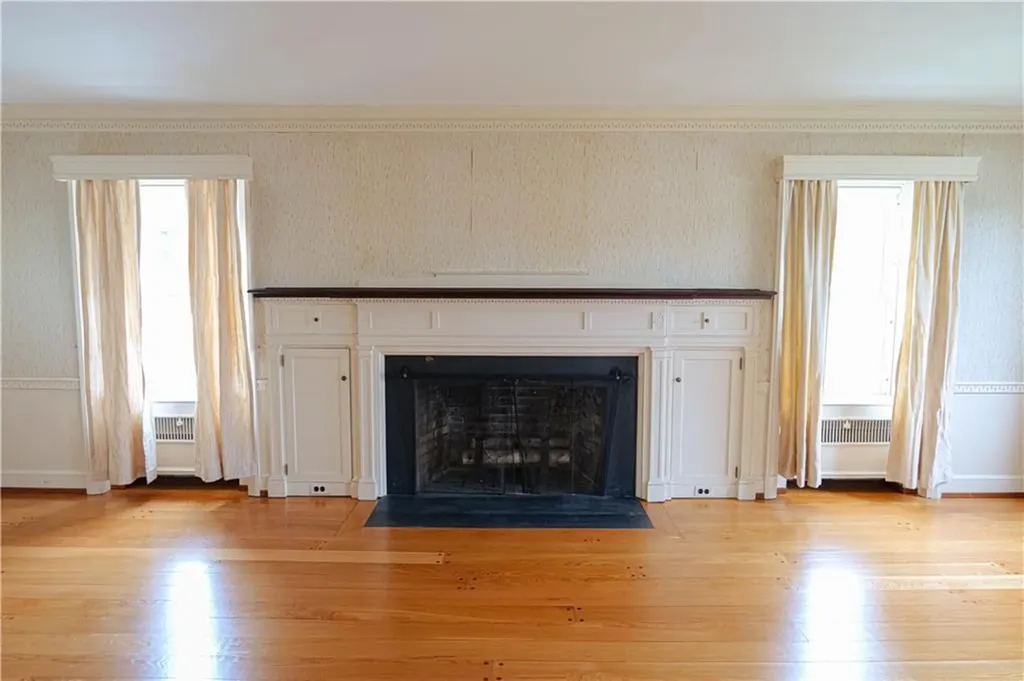36 Underwood Street Pawtucket RI 02861