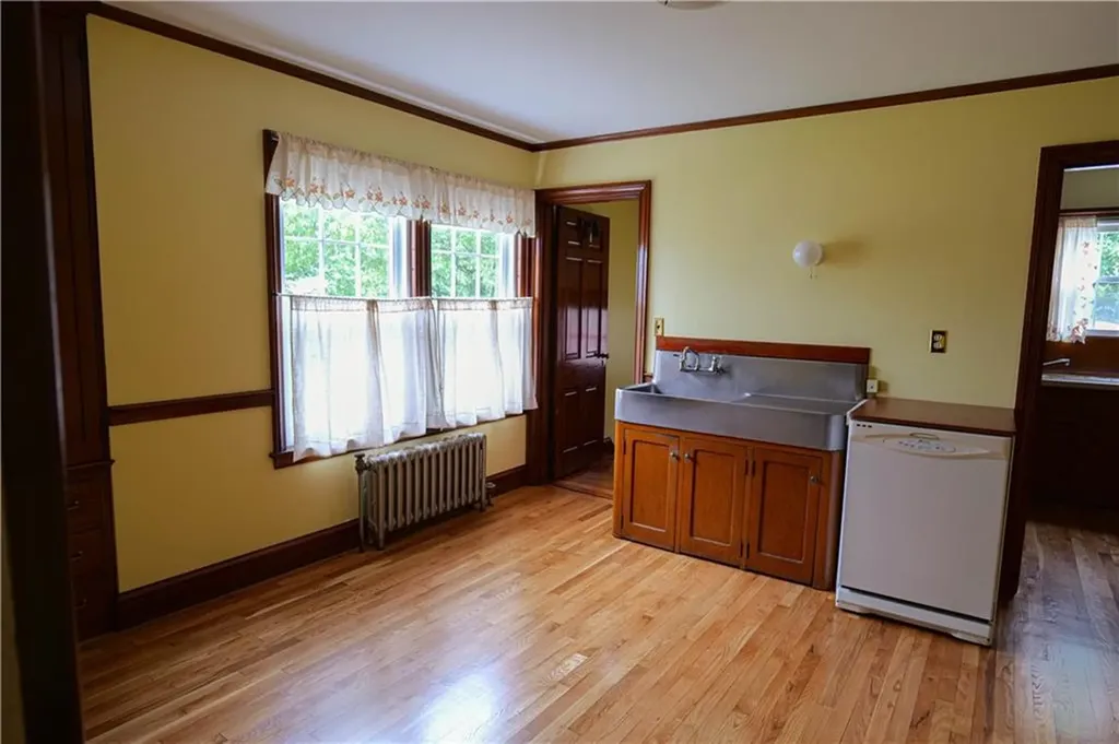 36 Underwood Street Pawtucket RI 02861