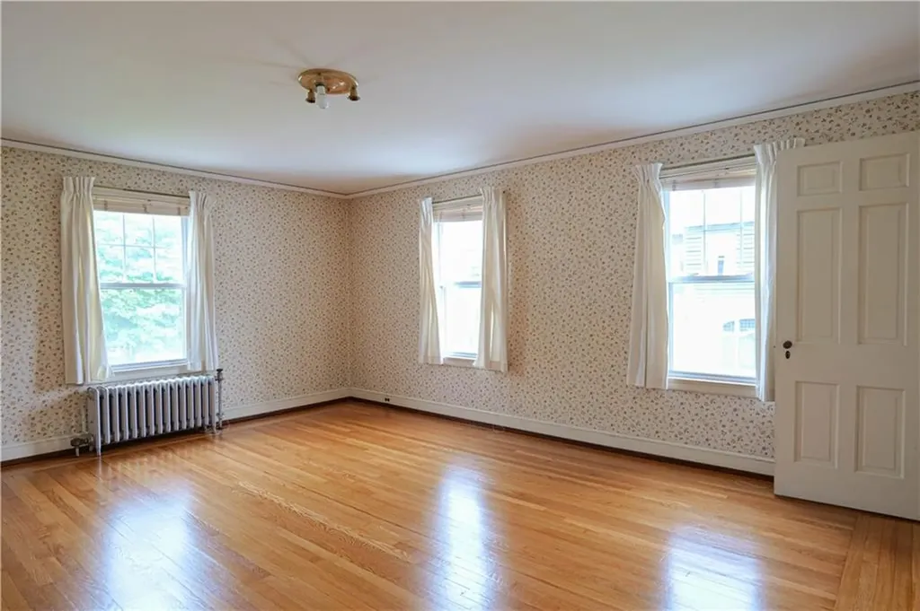 36 Underwood Street Pawtucket RI 02861