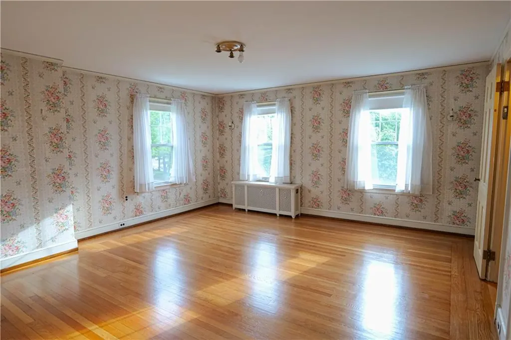 36 Underwood Street Pawtucket RI 02861