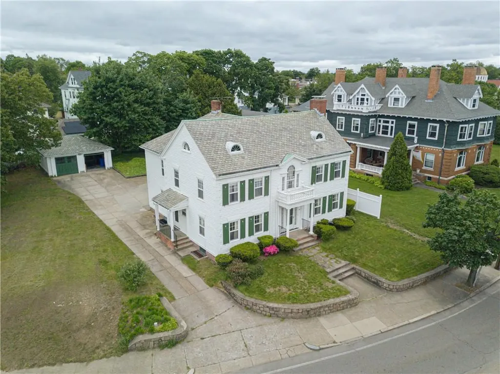 36 Underwood Street Pawtucket RI 02861