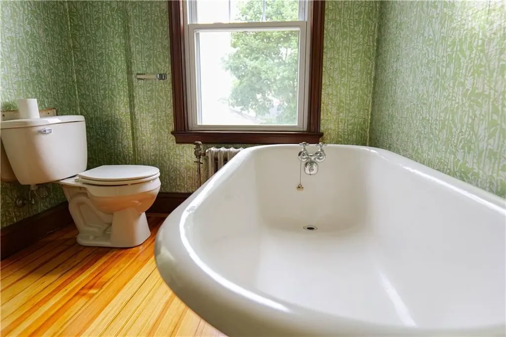 36 Underwood Street Pawtucket RI 02861