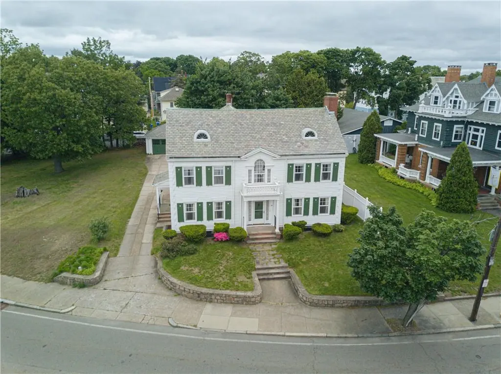 36 Underwood Street Pawtucket RI 02861