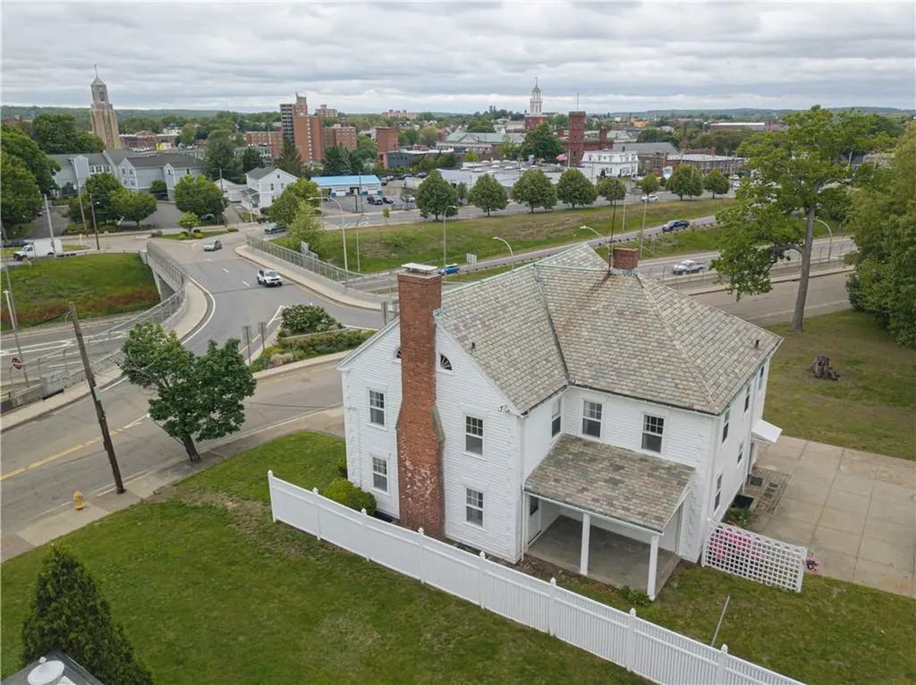 36 Underwood Street Pawtucket RI 02861