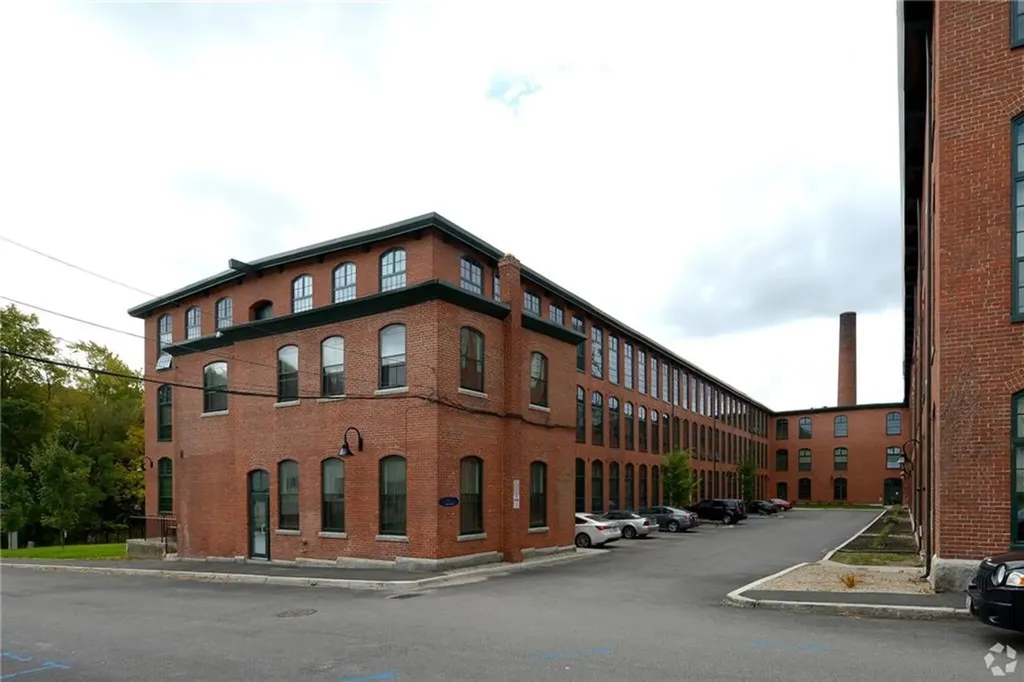 75 Pocasset Street Johnston RI 02919