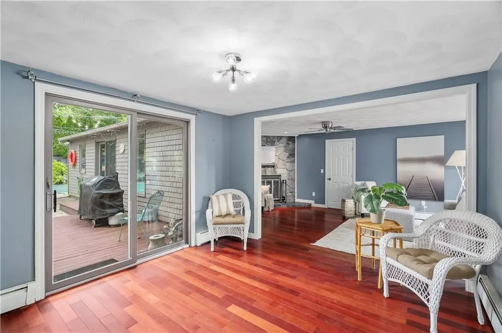 32 Ridge Road Bristol RI 02809