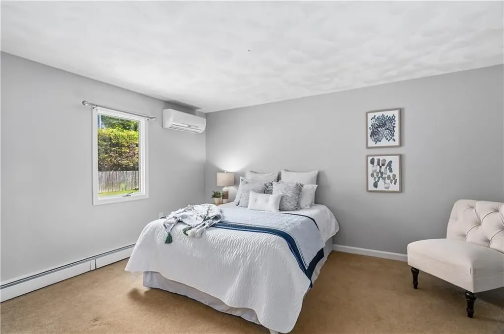 32 Ridge Road Bristol RI 02809