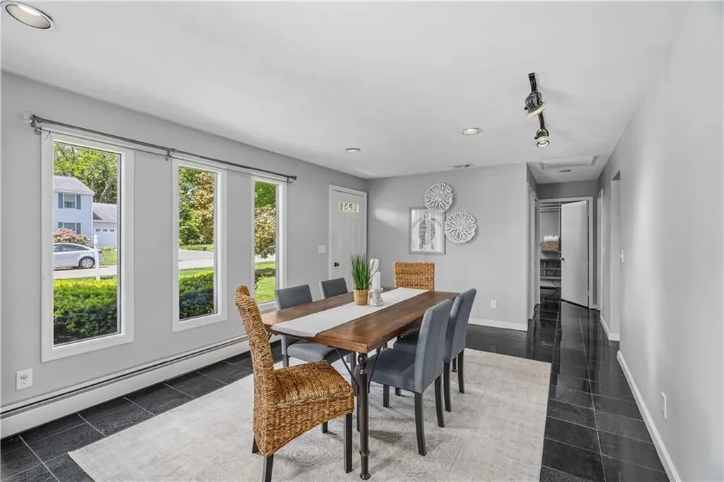 32 Ridge Road Bristol RI 02809