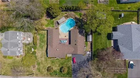 32 Ridge Road Bristol RI 02809