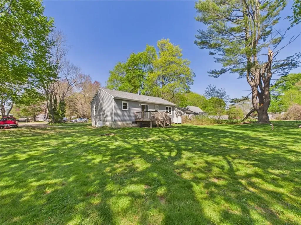 72 E Waites Corner Road South Kingstown RI 02892