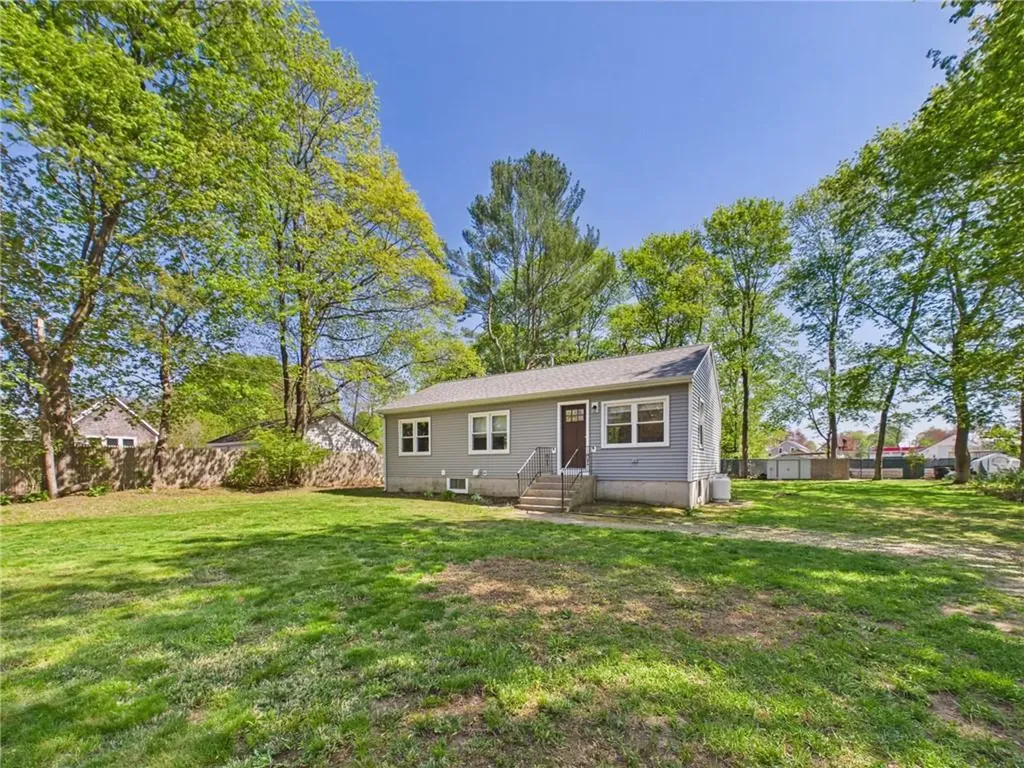 72 E Waites Corner Road South Kingstown RI 02892