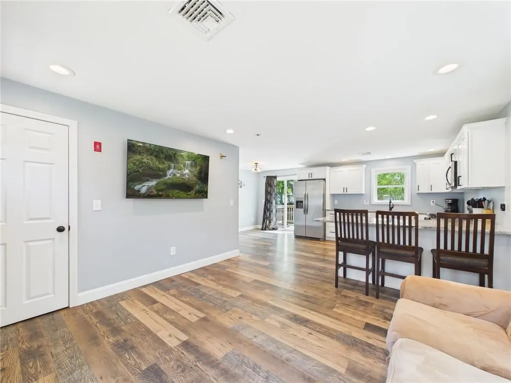 72 E Waites Corner Road South Kingstown RI 02892