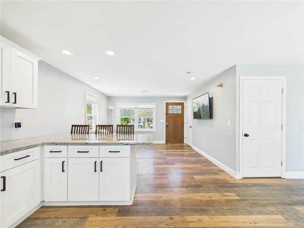 72 E Waites Corner Road South Kingstown RI 02892