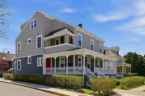 419 Broadway Newport RI 02840
