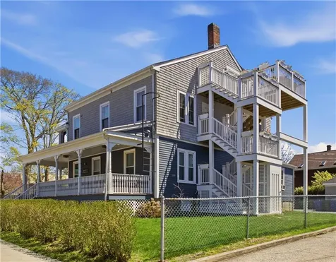 419 Broadway Newport RI 02840