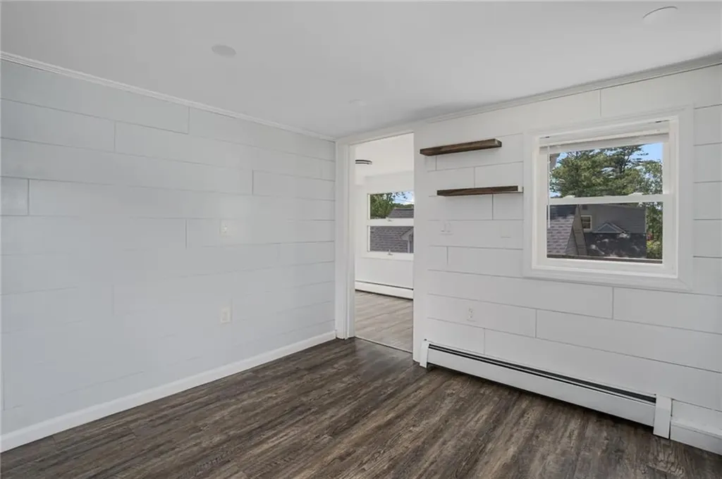 5 Shippen Avenue Warwick RI 02888
